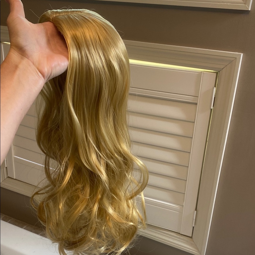 Golden Blonde Wavy Hair Topper
